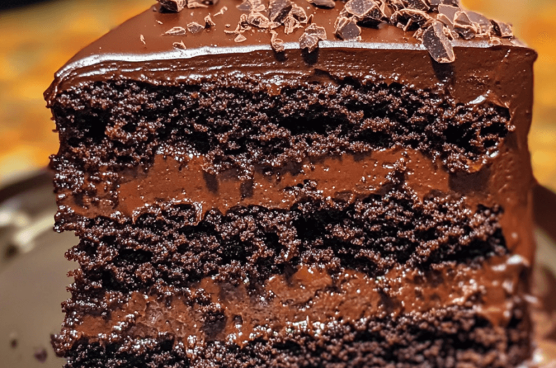 Decadent Dark Chocolate Cake: A Luxurious Dessert for Special Occasions