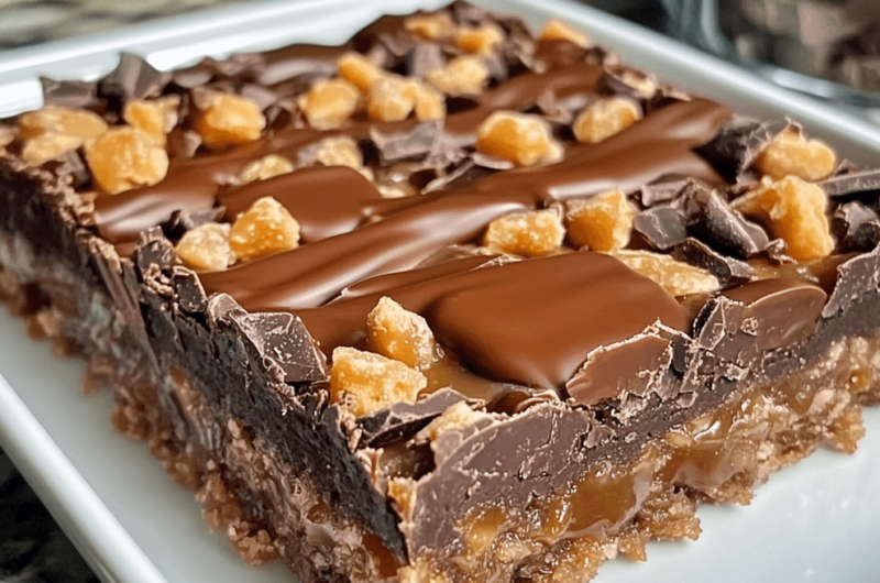 How to Make Caramel Chocolate Crunch Bars