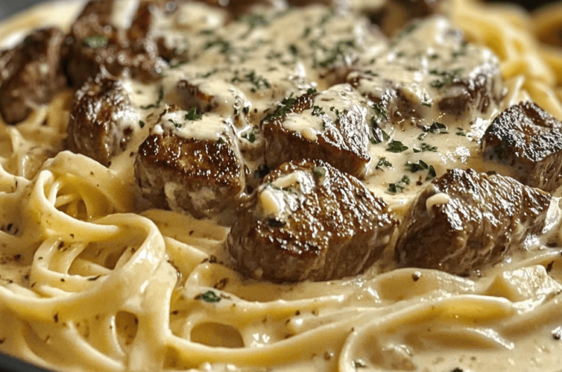 Easy Creamy Steak Gorgonzola Alfredo Recipe for a Luxurious Dinner